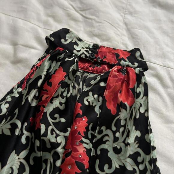 Moda International vintage black red floral sleeveless high neck blouse tie neck - Picture 5 of 7